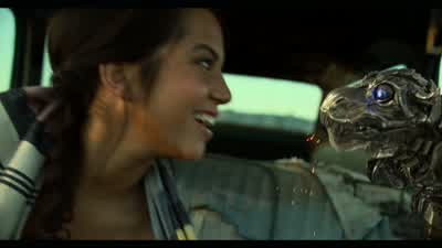 Hey, guys. - Transformers: The Last Knight