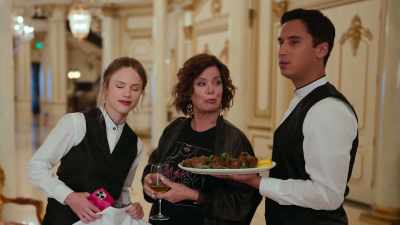 Hey, guys, table 14, tan suit. - Daughter of the Bride