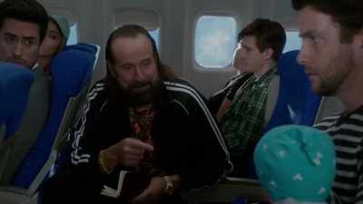 Hey, you have weird neck, - LA to Vegas