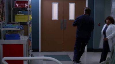 - Hey, Helm.
- Hey. - Grey's Anatomy