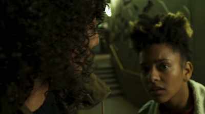 - Hey, he's pretty good.
- Tip him and let's go. - Tales from the Hood 3