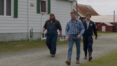 Hey! He's pulling hair, he's pulling hair. - Letterkenny
