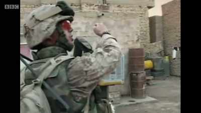 Hey! He's wounded,
in between these two houses. - Once Upon a Time in Iraq