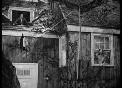 Hey! Hey, get back in there. - The Talk of the Town