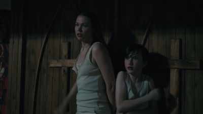 - Hey! Hey!
- -Help us! - House of Chains