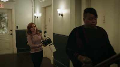 Hey. Hey, hey, hey, hey, hey,
I got a message for you - Zoey's Extraordinary Playlist