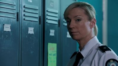 -Hey.
-Hey, Linda. - Wentworth