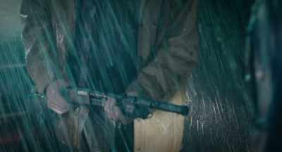 Hey, hey.
Not another step. - Buried Alive and Survived