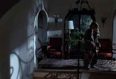 Hey! Hey! - Moonlighting