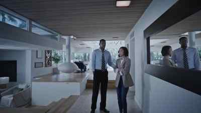 -Hey. -Hey. - What Happens in Miami