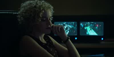 - Hey. - Hey. - Ozark