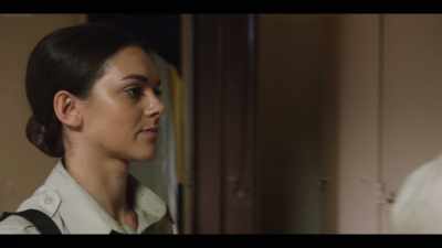 -Hey. -Hey. - Stateless