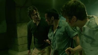 Hey, hey. - Arrow