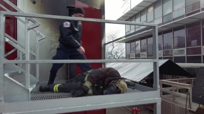 - Hey, hey-- - Chicago Fire