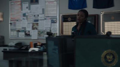 - Hey.
- Hey. - FBI