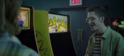 - Hey.
- Hey. - Black Mirror