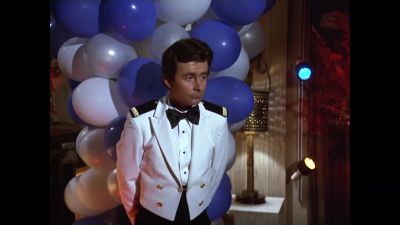 Hey, hey. - The Love Boat