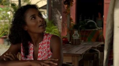 -Hey. -Hey. - Death in Paradise