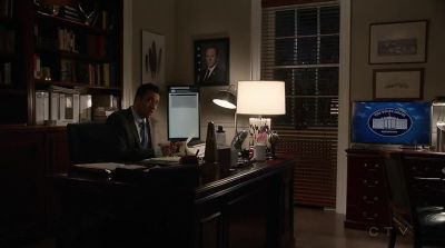 - Hey.
- Hey. - Designated Survivor