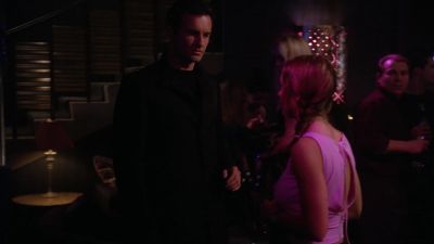 - Hey.
- Hey. - Charmed