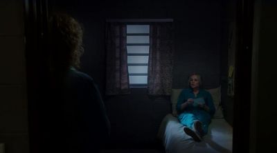 - Hey.
- Hey. - Wentworth