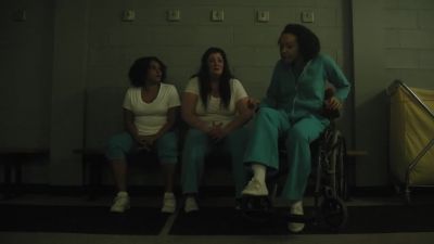 - Hey.
- Hey. - Wentworth