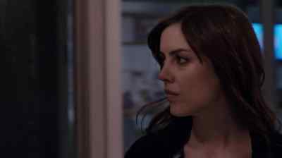 - Hey.
- Hey. - The Following