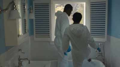 - Hey.
- Hey. - Coroner