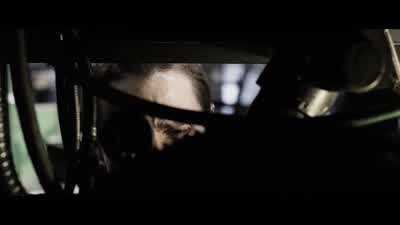 Hey! Hey! Someone help me! Someone help me! - The Machinist