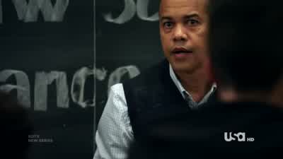 Hey. Hey! Stop! You in the cap! - Suits