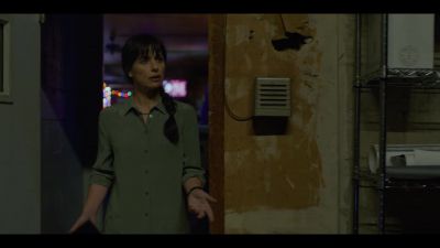 Hey! Hey, wait. - House of Cards