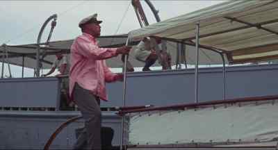 - Hey, hold it, hold it! - Father Goose
