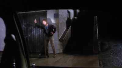 Hey, hold it right there, pal. - Inside Moves