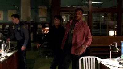 Hey. Hold up. - Grimm