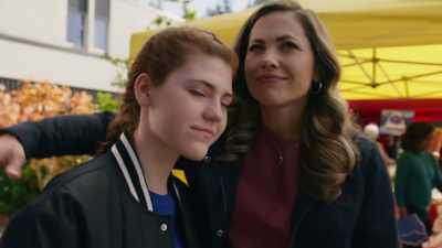 - Hey, hon, I know you wish
you were playing today. - Fourth Down and Love