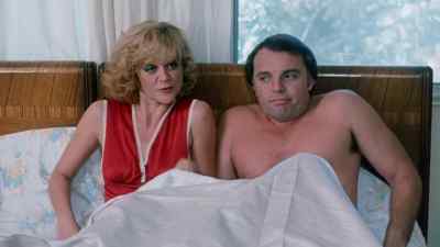 Hey, honey, why are you home
from work so early? - The Forest