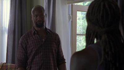 Hey.
Hope I'm not... - The Walking Dead