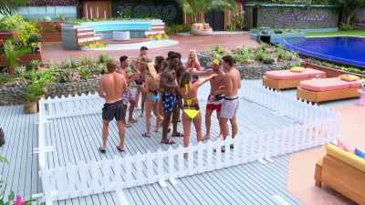 >> HEY, HOW ARE YOU? - Love Island