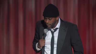 Hey, how you doing, buddy?
Any crack in your car? - Marlon Wayans Presents: The Headliners