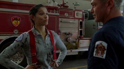 - Hey, how'd it go?
- Hey. - Chicago Fire