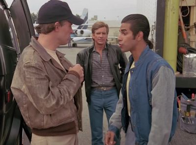 Hey, I couldn't help noticing
that jacket is beginning
to dry out and crack. - The A-Team