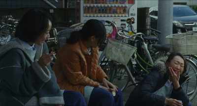 Hey, I don't have mumps. - Shoplifters