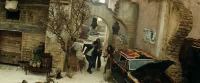 - Hey! - I don't know what's going on, but we've got to move! - Transformers: Revenge of the Fallen