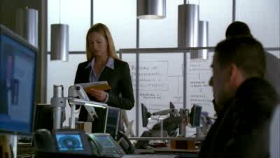 Hey... I found him. - Fringe