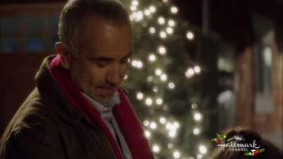 Hey, I have an idea. Why don't
you take these inside, yes? - Enchanted Christmas