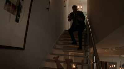 Hey, I--I was only doing this
because of what-- - Tyler Perry's The Oval