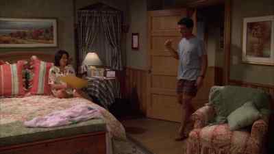 - Hey, I was just
talking to kevin-- - Everybody Loves Raymond