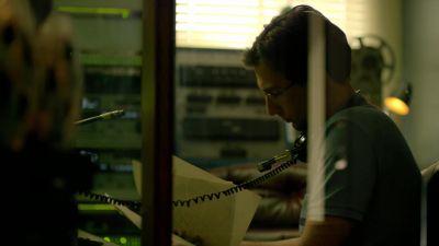 Hey, I need you
to run a trace on this name. - Narcos
