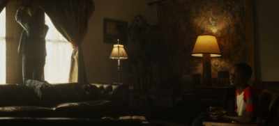 Hey, I saw you talking
to that lady cop earlier. - The Winchesters