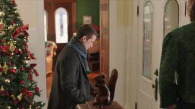 Hey, I wanted to tell you, - 'Twas the Date Before Christmas